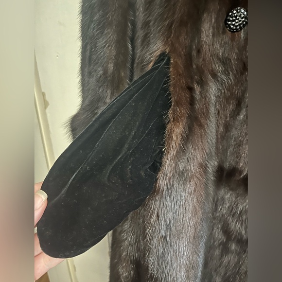 EUVC Stunning Vintage Dark Brown and Blackish Long Swing Mink Jacket - Picture 10 of 11